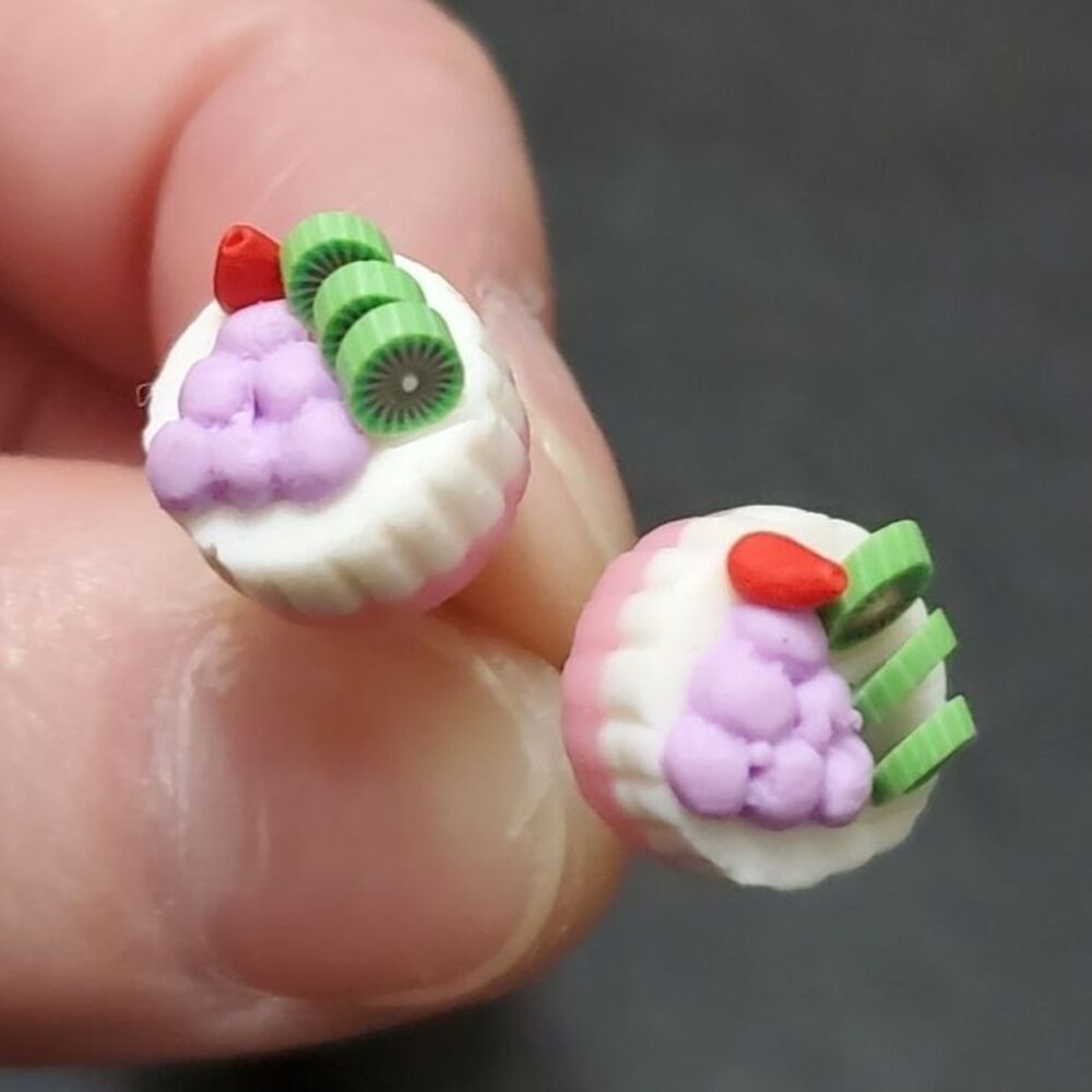 Grape bunch on a cake earrings